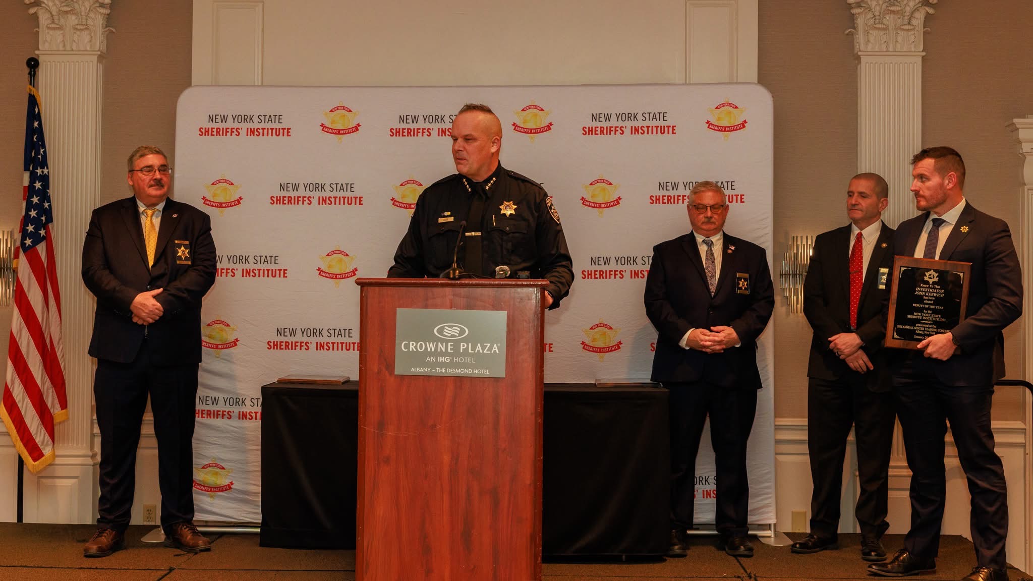 Brian Hess speaking at a Sheriffs' Institute event